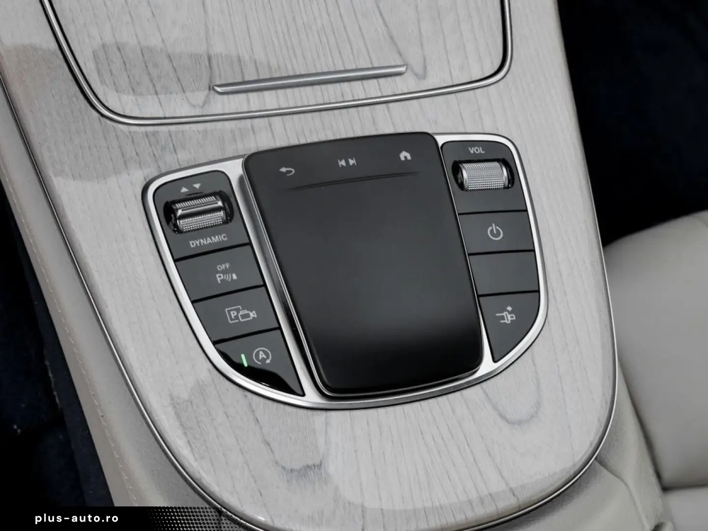 MERCEDES-BENZ E 220 d Coupé AMG NIGHT LEDER MBUX SHZ PANO