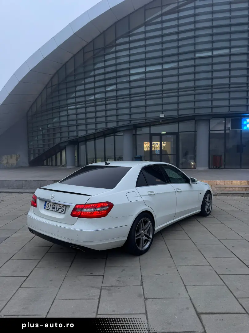 Mercedes-Benz E 200