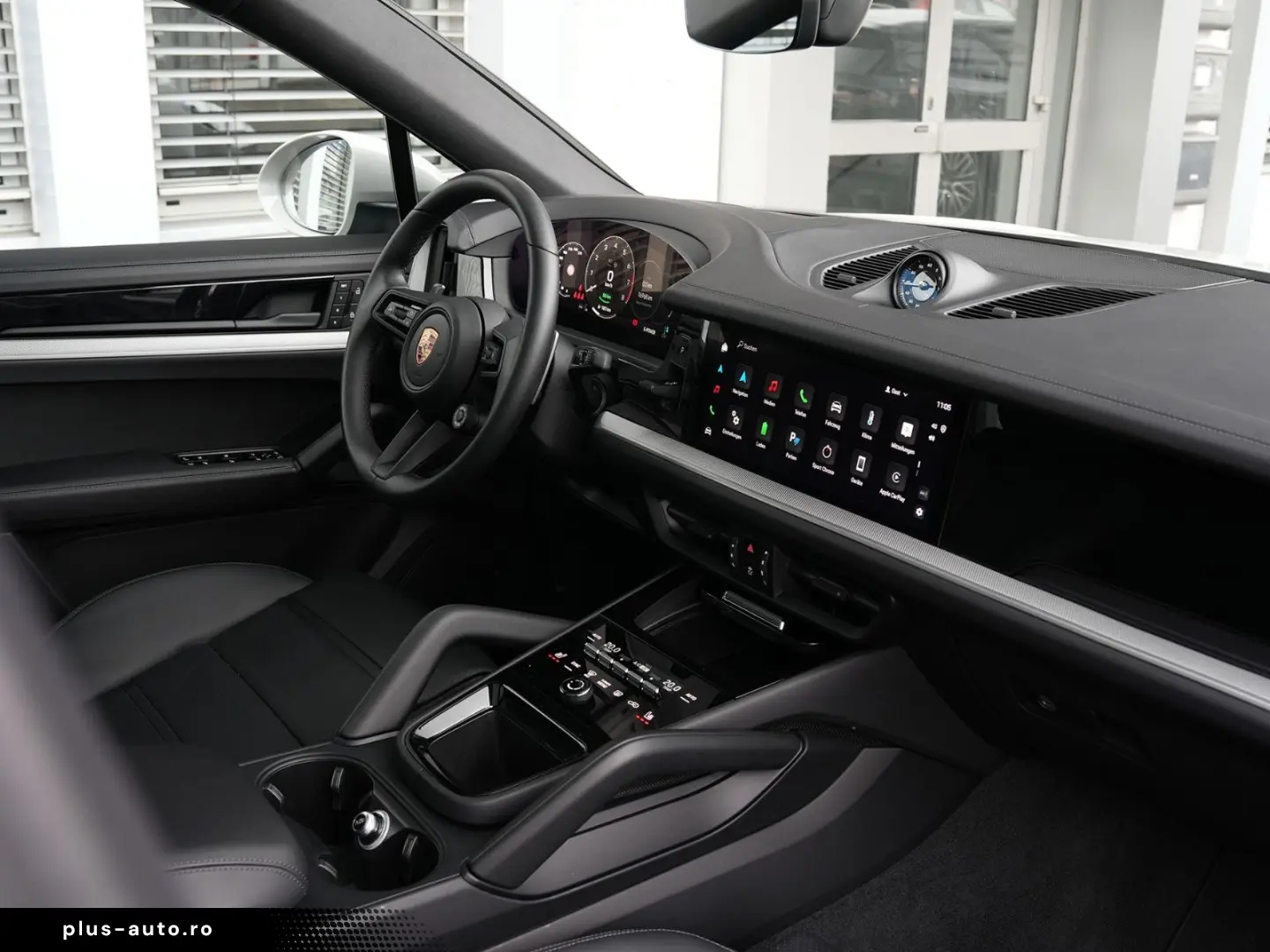 PORSCHE E-Hybrid Coupé SPORTDESIGN-PAKET-INNODRIVE-BOSE