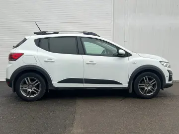 Dacia Sandero Stepway Comfort TCe 90 CP