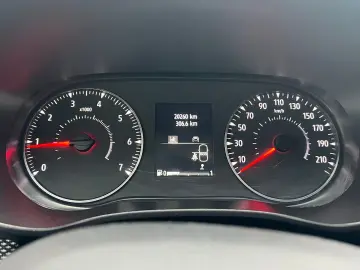 Dacia Sandero Stepway Comfort TCe 90 CP