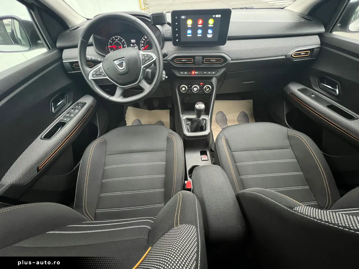 Dacia Sandero Stepway Comfort TCe 90 CP