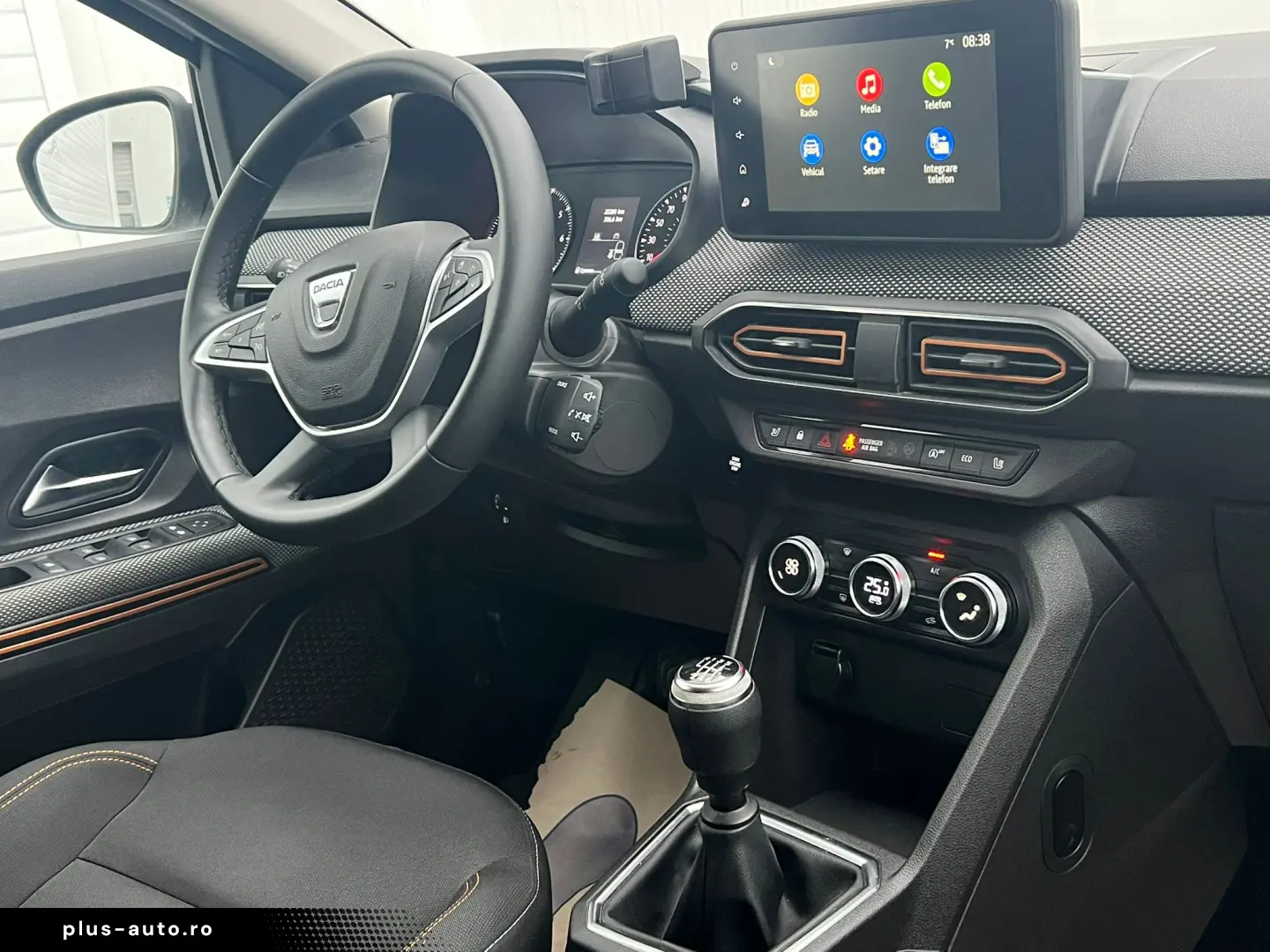 Dacia Sandero Stepway Comfort TCe 90 CP