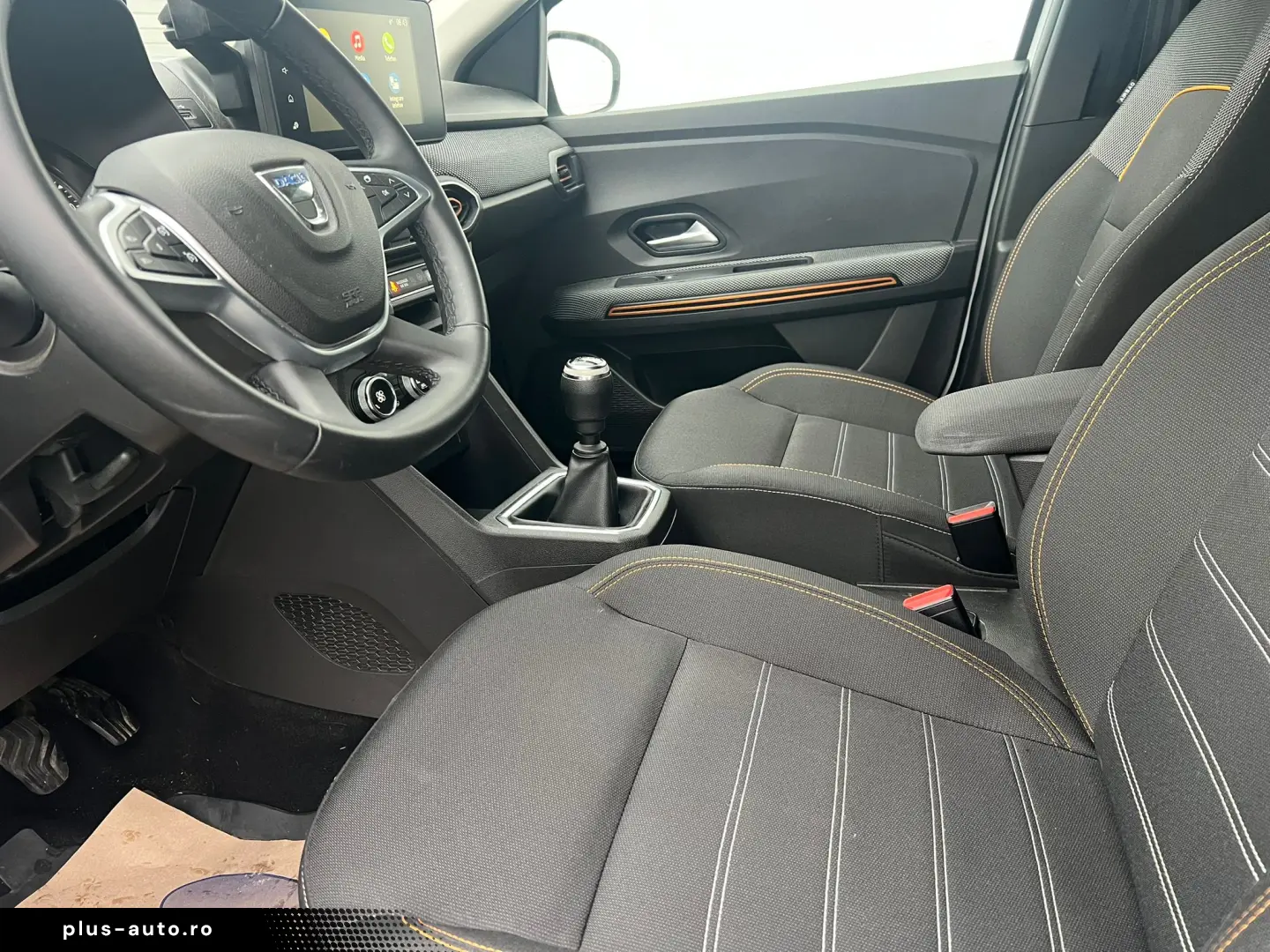 Dacia Sandero Stepway Comfort TCe 90 CP