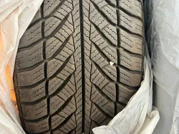 Dacia Sandero Stepway Comfort TCe 90 CP