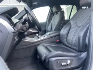 BMW X5 xDrive 45e M Sport Package Head-UP