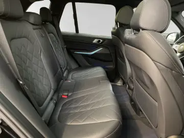 BMW X5 xDrive45e M Sport Pano AHK 20 LM
