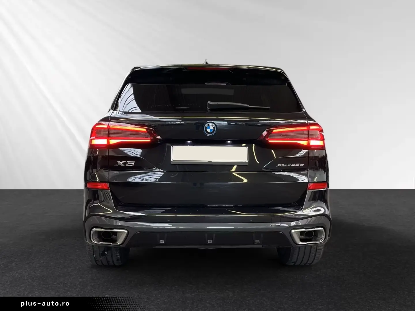 BMW X5 xDrive45e M Sport Pano AHK 20 LM
