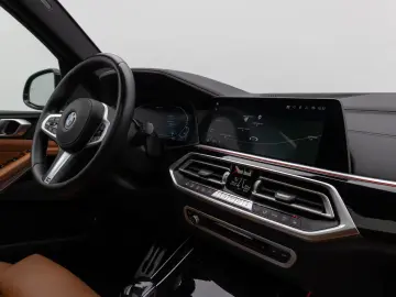 BMW X5 xD45e M Sport Panorama Laser Kamera Harman Kardon