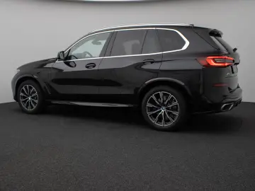 BMW X5 xD45e M Sport Panorama Laser Kamera Harman Kardon