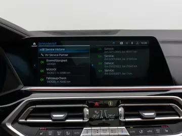 BMW X5 xD45e M Sport Panorama Laser Kamera Harman Kardon