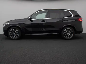 BMW X5 xD45e M Sport Panorama Laser Kamera Harman Kardon