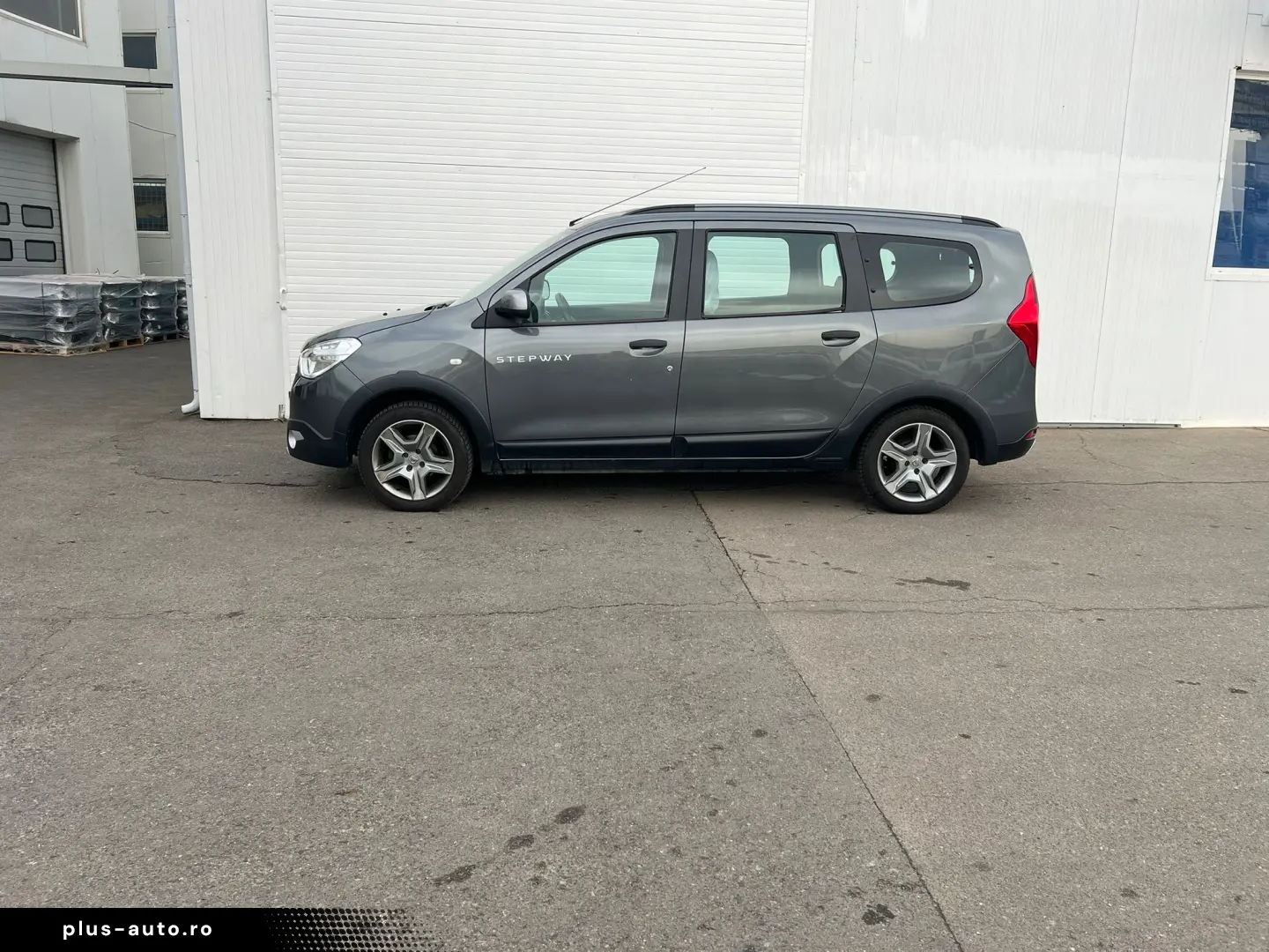 Dacia Lodgy Stepway 1.5 dCi 90 CP 7L