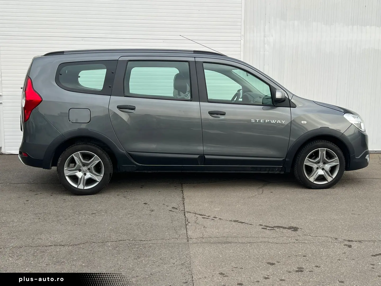 Dacia Lodgy Stepway 1.5 dCi 90 CP 7L