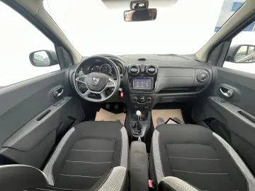 Dacia Lodgy Stepway 1.5 dCi 90 CP 7L