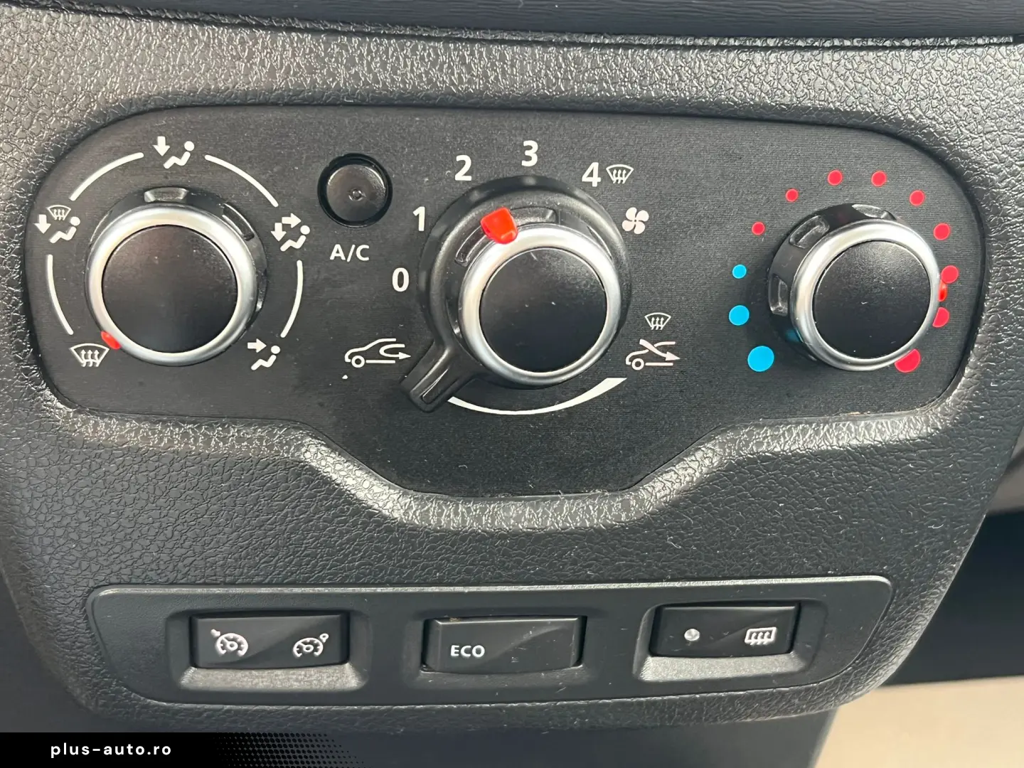 Dacia Lodgy Stepway 1.5 dCi 90 CP 7L