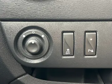 Dacia Lodgy Stepway 1.5 dCi 90 CP 7L