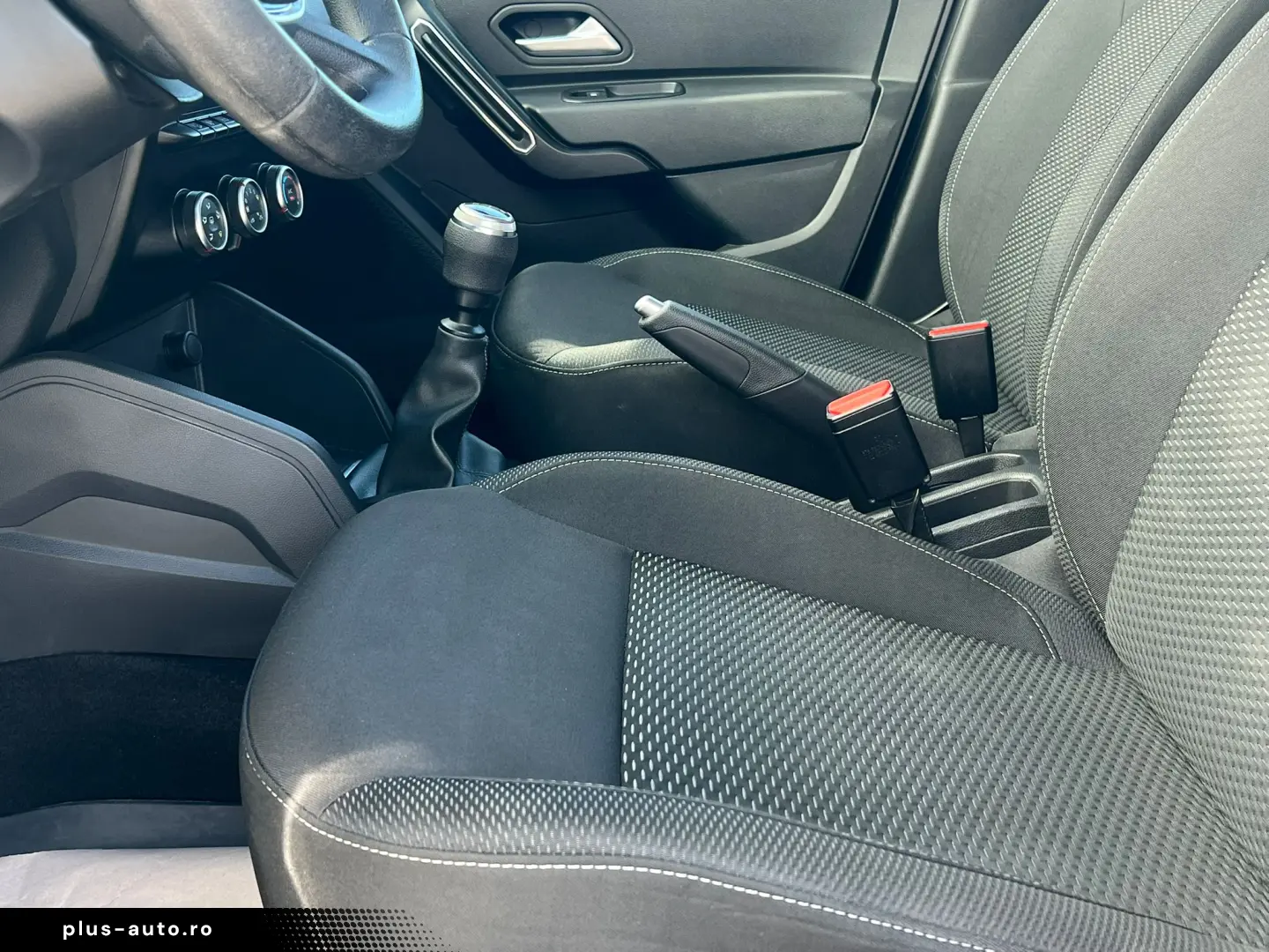 Dacia Duster SL Avantaj Blue1.5dCi 115CP 4WD