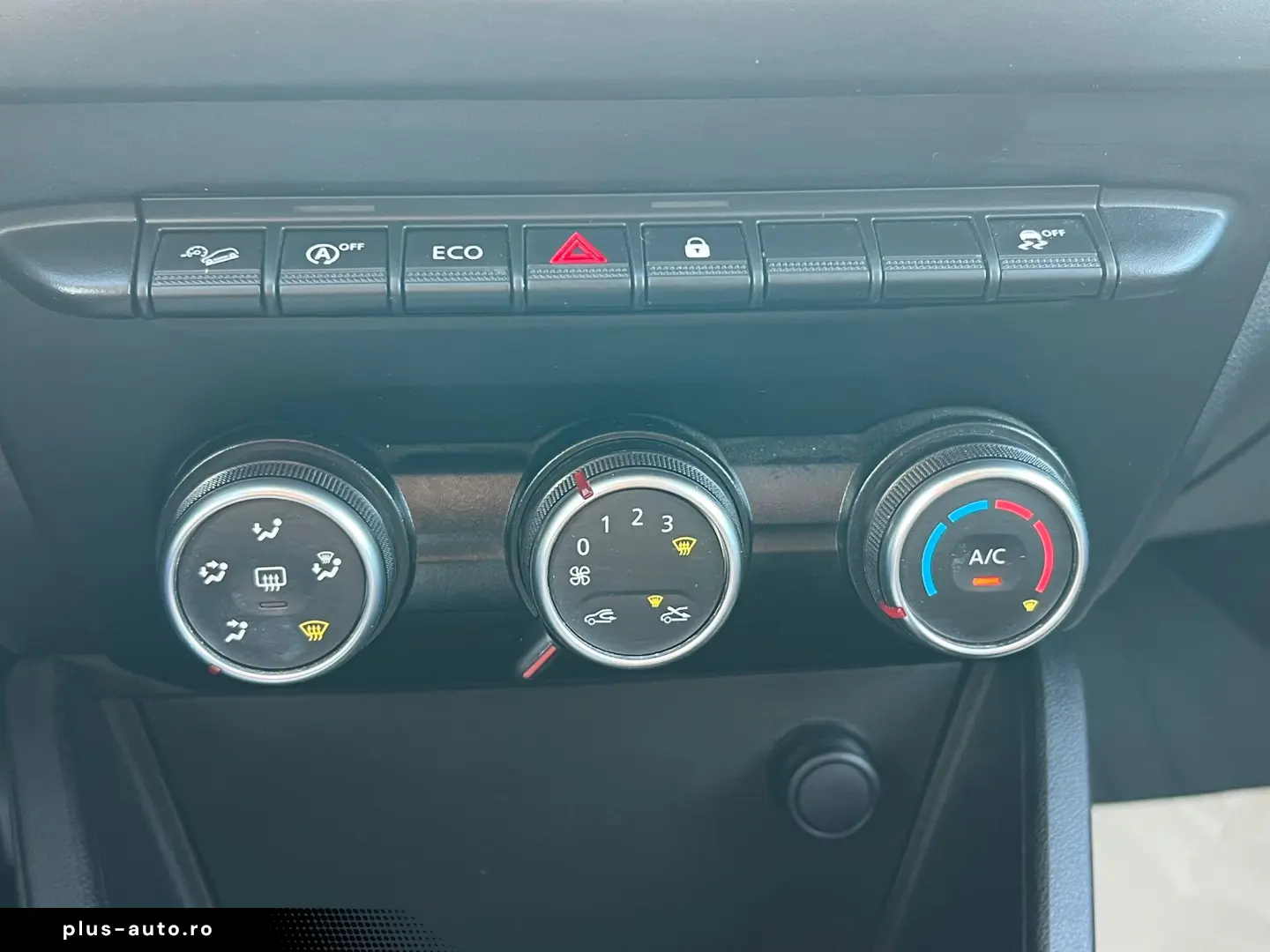 Dacia Duster SL Avantaj Blue1.5dCi 115CP 4WD