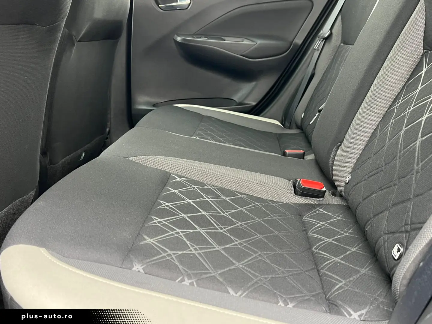 Nissan Micra N-DESIGN 1.0L IG-T 92 CP Xtronic CVT