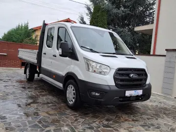 FORD TRANSIT D-CAB TREND L4 RWD