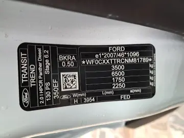 FORD TRANSIT D-CAB TREND L4 RWD