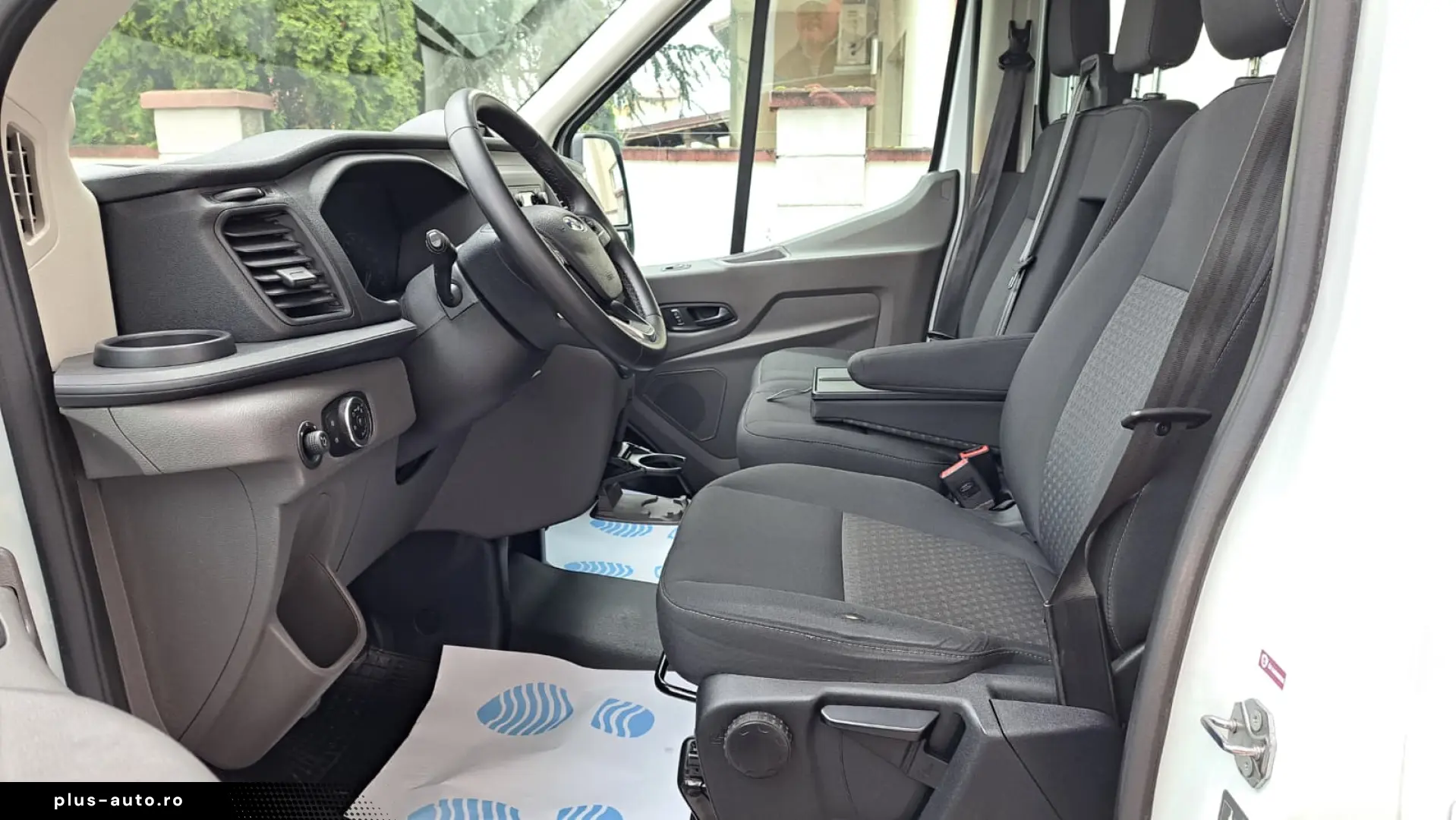 FORD TRANSIT D-CAB TREND L4 RWD