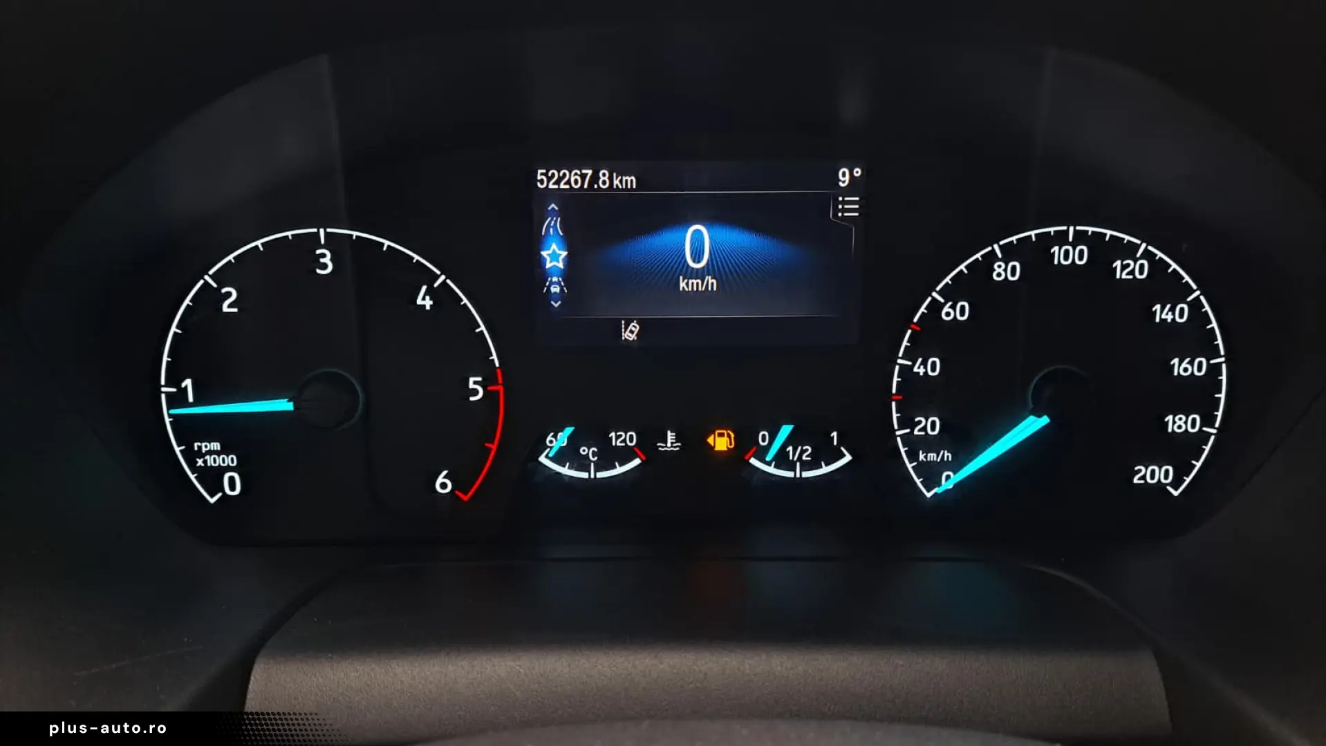 FORD TRANSIT D-CAB TREND L4 RWD