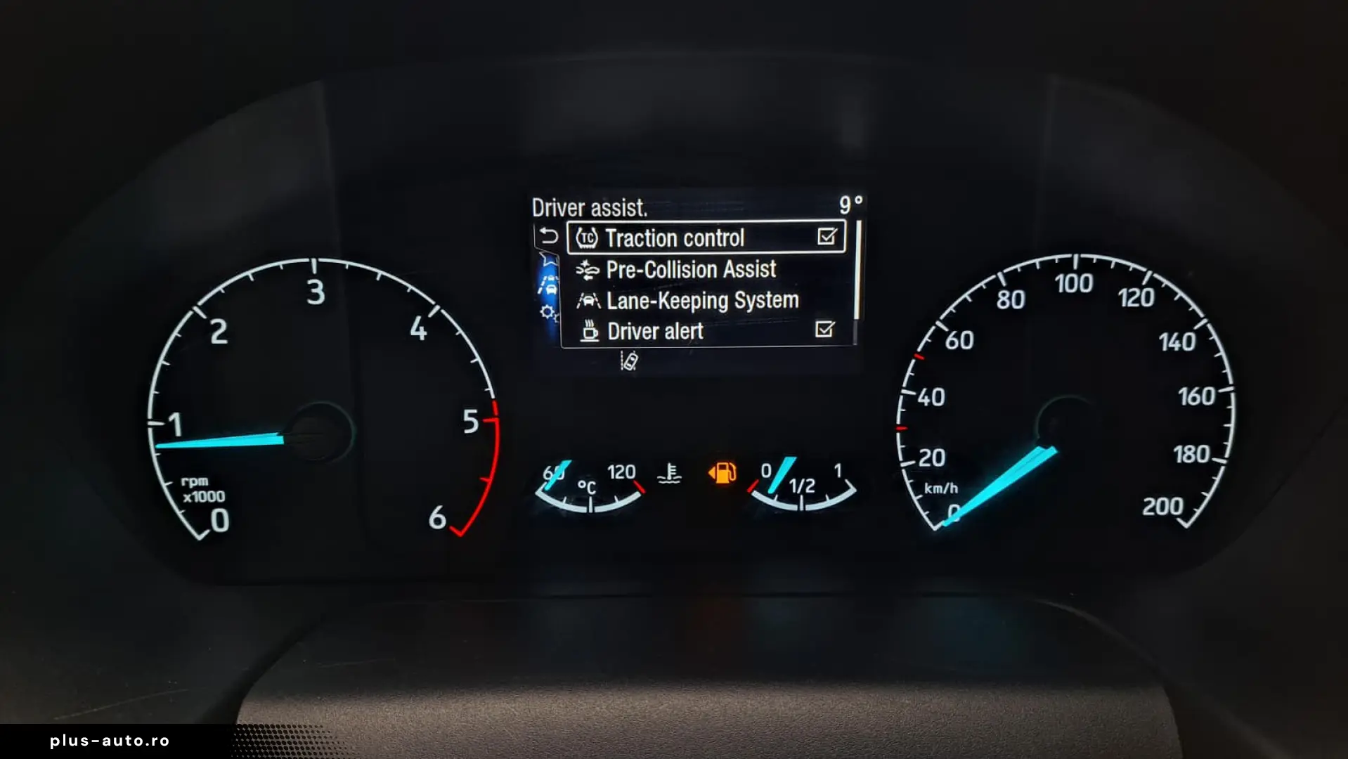 FORD TRANSIT D-CAB TREND L4 RWD