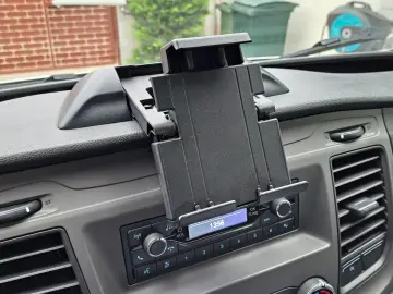 FORD TRANSIT D-CAB TREND L4 RWD