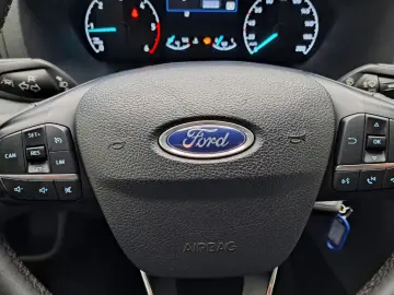 FORD TRANSIT D-CAB TREND L4 RWD