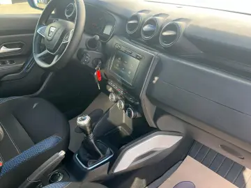 Dacia Duster SL BlueLine 1.5dCi 115CP 4WD