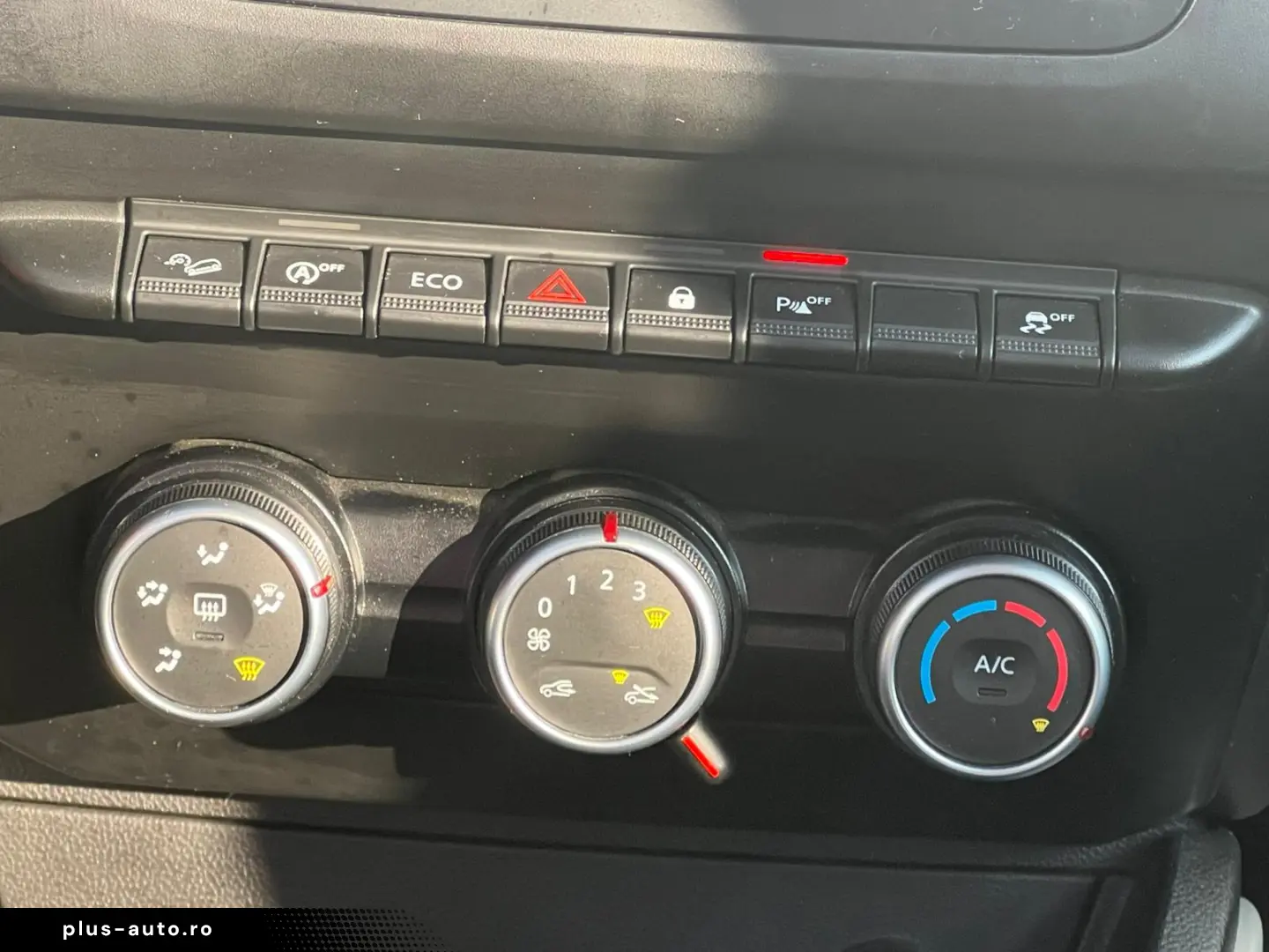 Dacia Duster SL BlueLine 1.5dCi 115CP 4WD