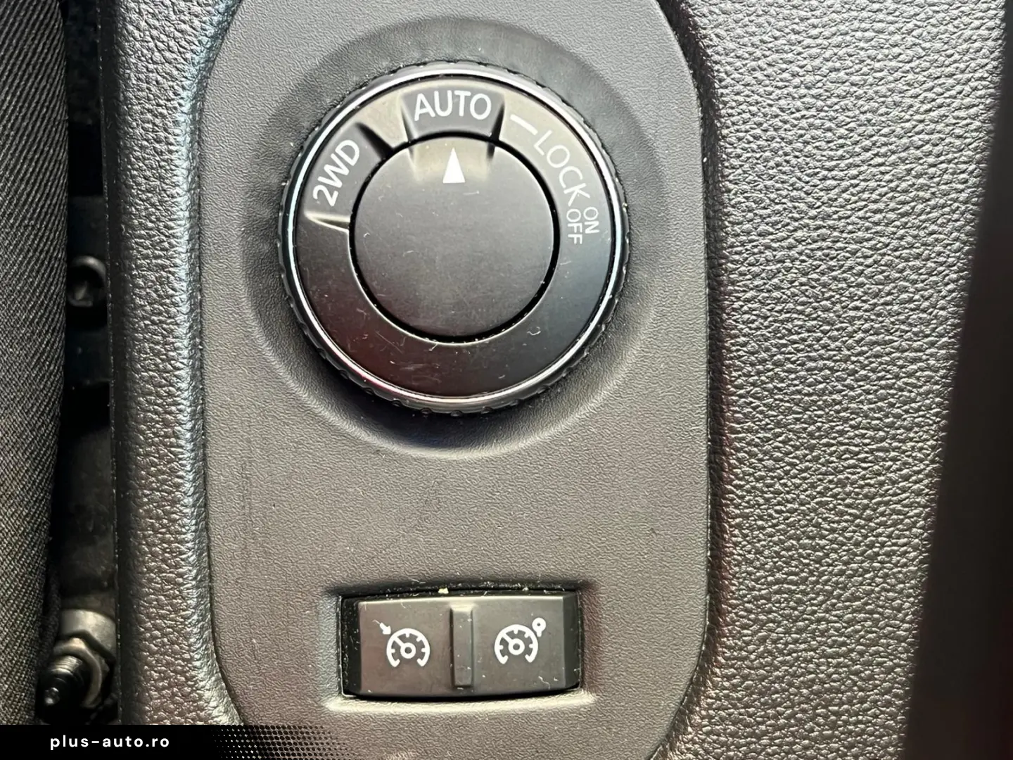 Dacia Duster SL BlueLine 1.5dCi 115CP 4WD