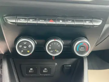 Dacia Duster Comfort Blue 1.5dCi 115CP 4WD