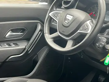 Dacia Duster Comfort Blue 1.5dCi 115CP 4WD