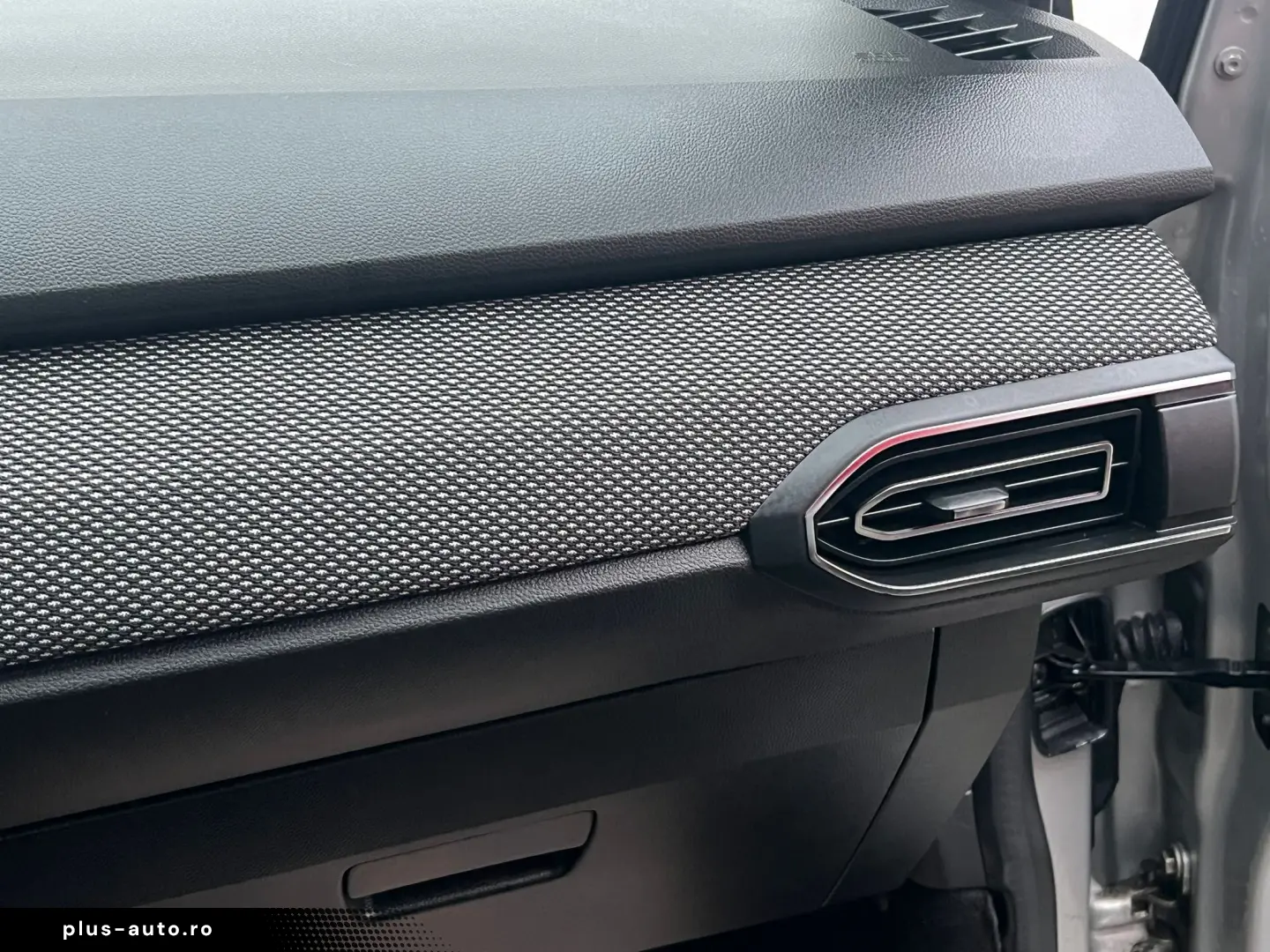 Dacia Logan Prestige 1.0 TCE 90CP