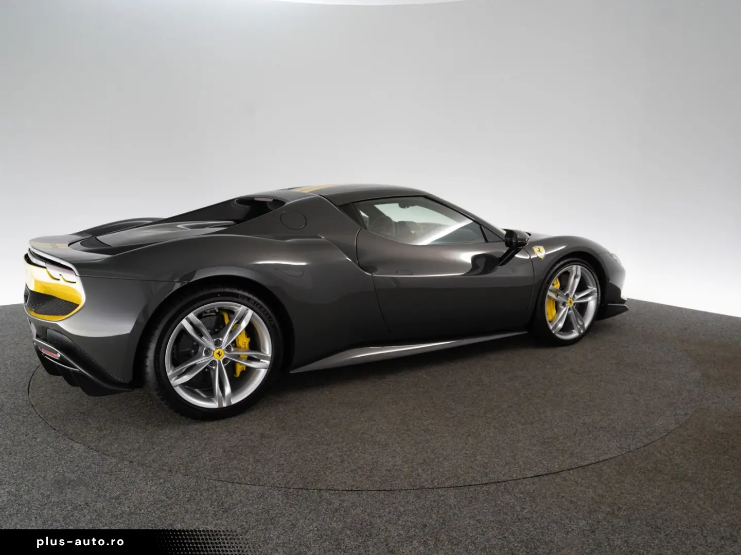 FERRARI 296 GTB ASSETTO FIORANO