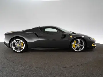 FERRARI 296 GTB ASSETTO FIORANO