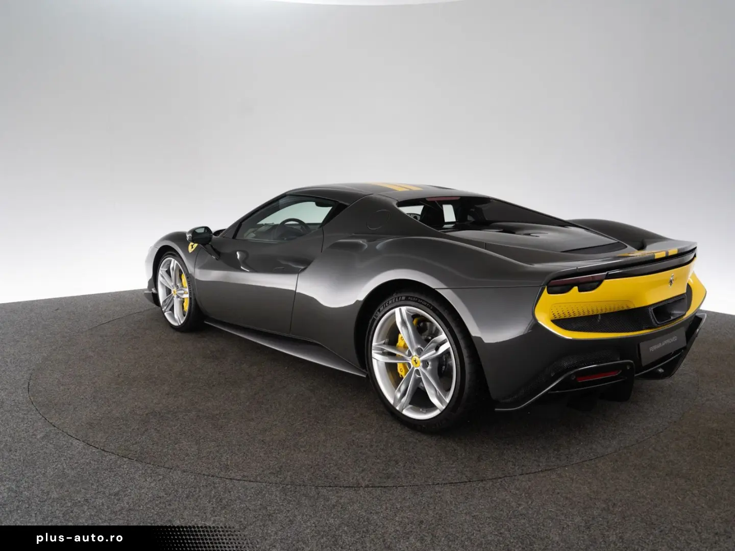 FERRARI 296 GTB ASSETTO FIORANO