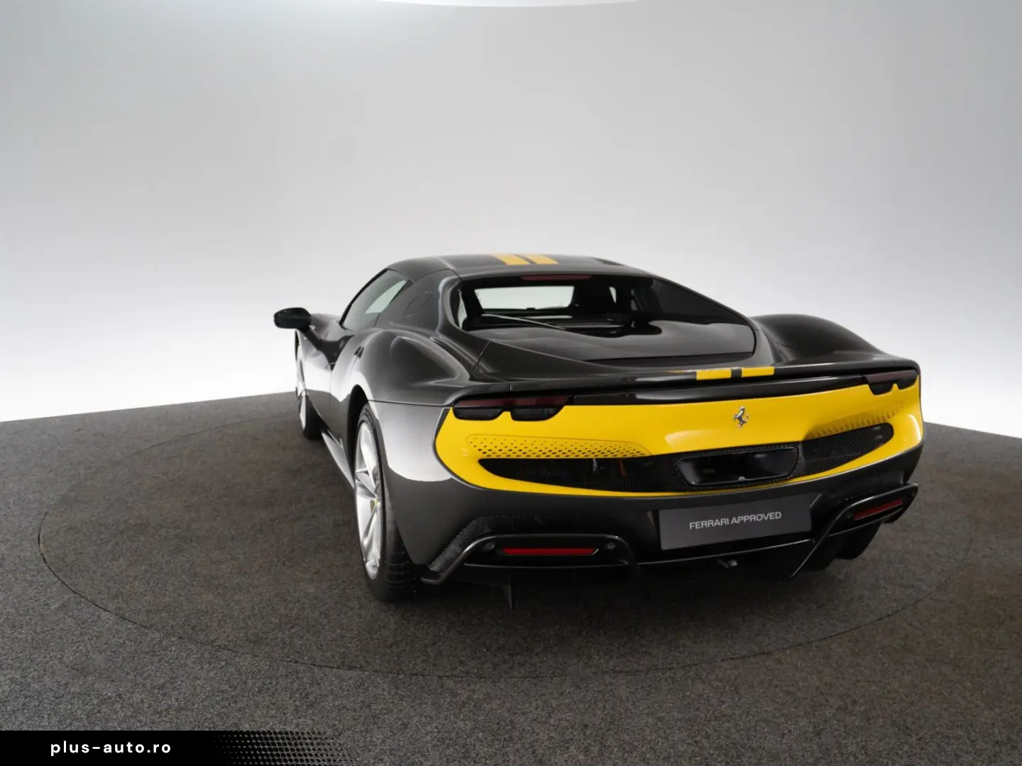 FERRARI 296 GTB ASSETTO FIORANO