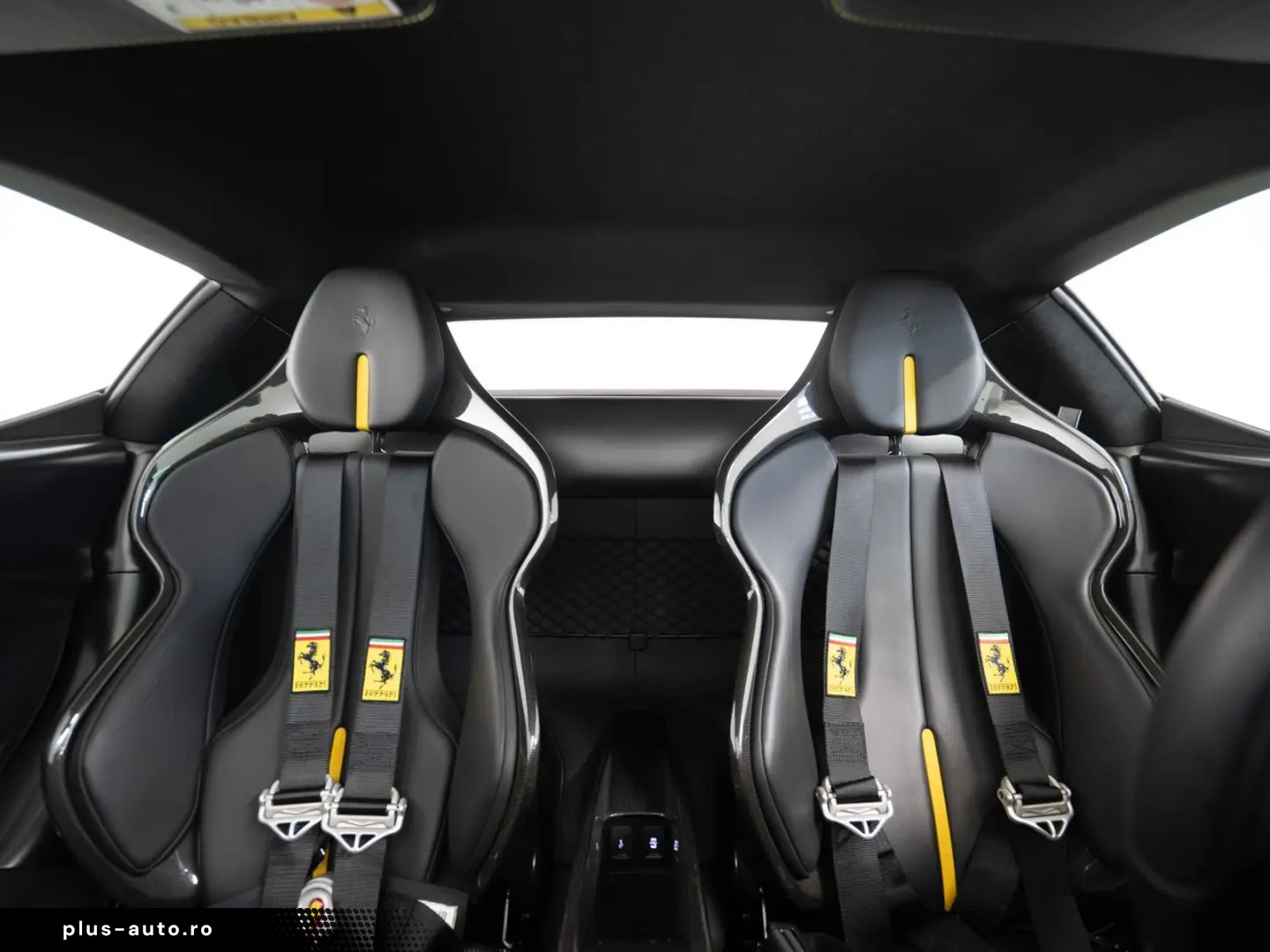 FERRARI 296 GTB ASSETTO FIORANO