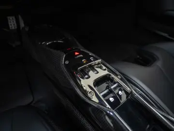 FERRARI 296 GTB ASSETTO FIORANO