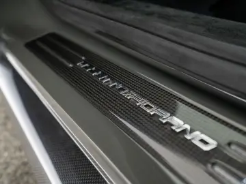 FERRARI 296 GTB ASSETTO FIORANO