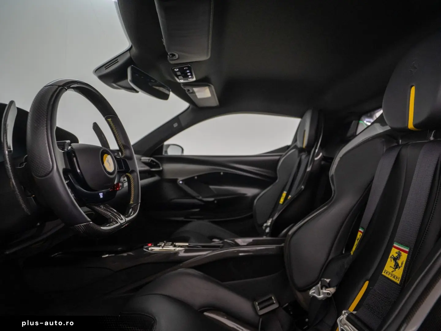 FERRARI 296 GTB ASSETTO FIORANO