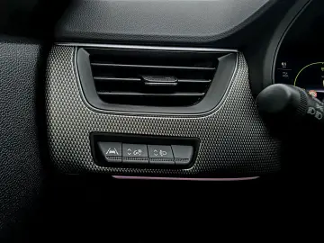 RENAULT ARKANA 1.6 145CP E-Tech Engineered