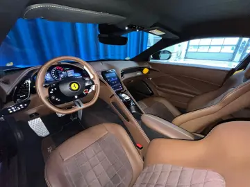 FERRARI 3.9 T V8 DCT