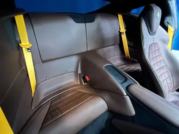 FERRARI 3.9 T V8 DCT