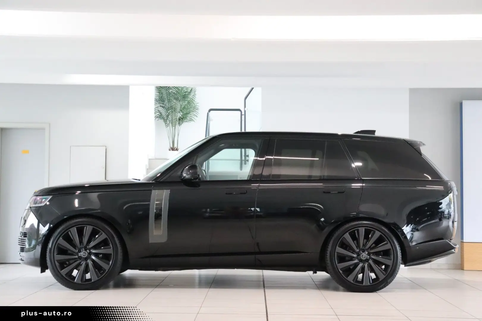 LAND ROVER Range Rover SV P615 360 Buisness AHK 23-Zoll