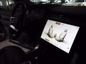 LAND ROVER Range Rover SV P615 360 Buisness AHK 23-Zoll